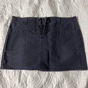 American Eagle, Size 8, mini skirt